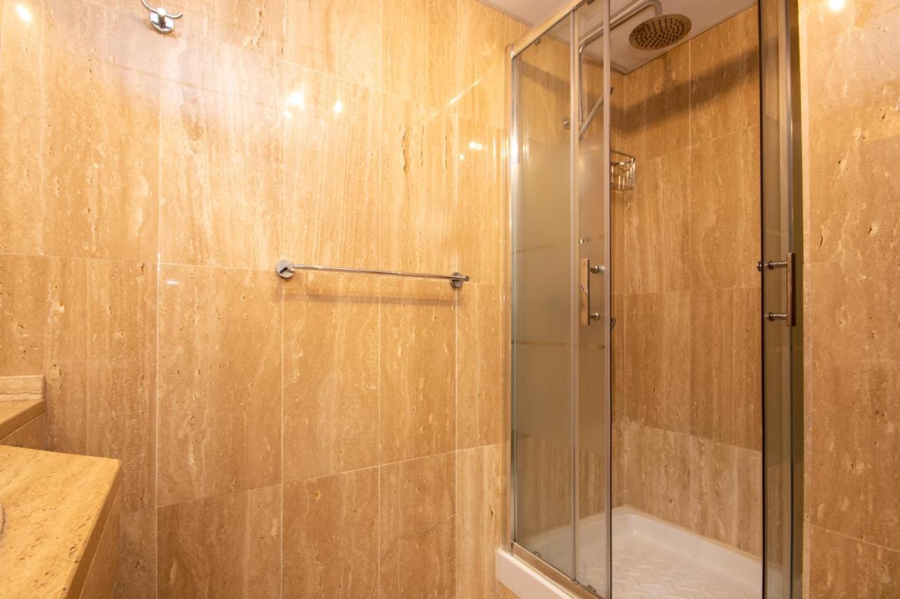 Ground Floor Apartment, Los Jardines De Santa Maria Elviria 马尔韦利亚 外观 照片