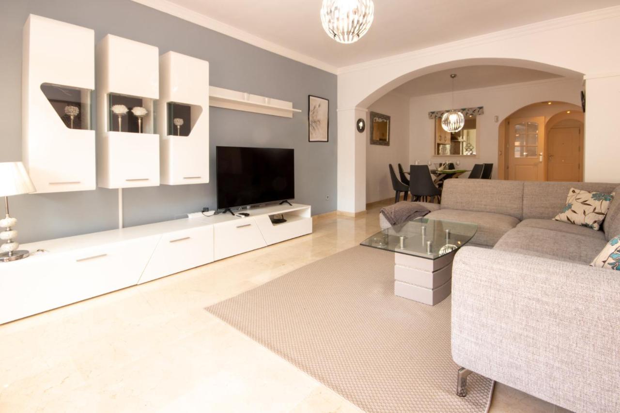 Ground Floor Apartment, Los Jardines De Santa Maria Elviria 马尔韦利亚 外观 照片